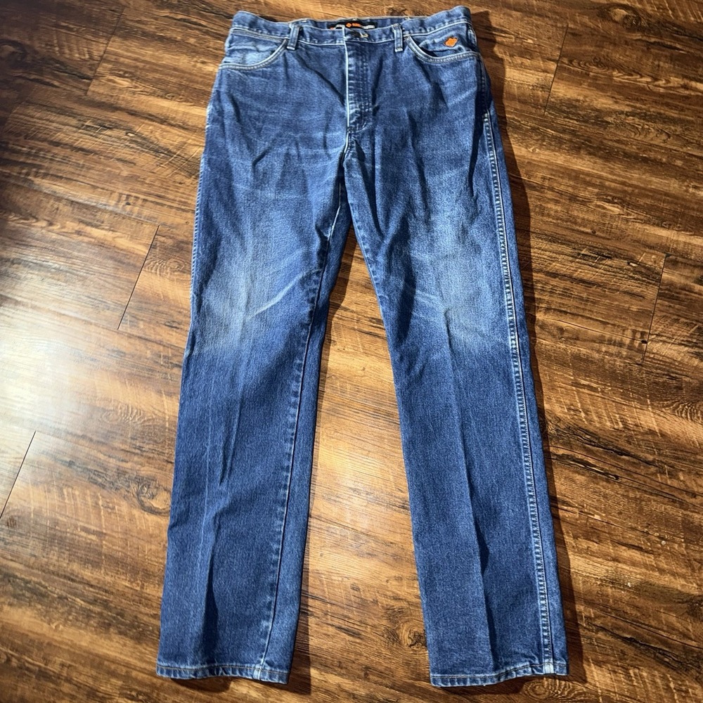 Wrangler FR Flame Resistant Straight Leg Medium Wash Blue Denim Jeans Men's 36